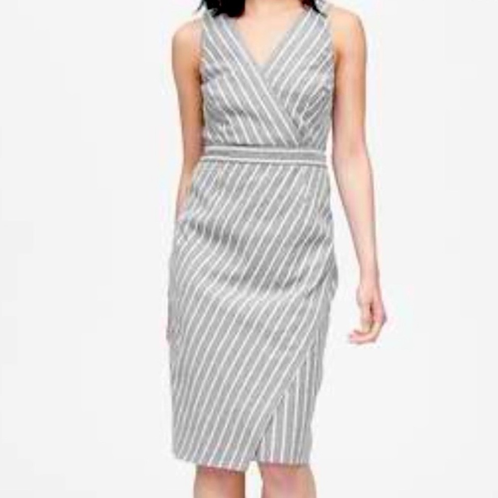 Banana Republic Size 8 Linen Stripe Cotton Sheath Dress